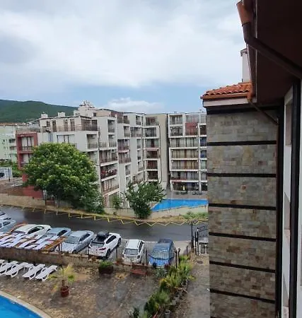 студио за влюбени Kes