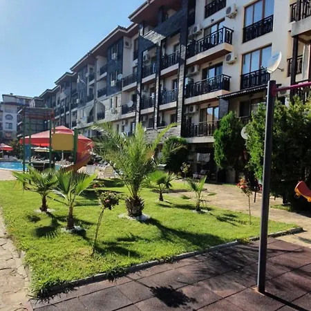 студио за влюбени Kes Apartment *