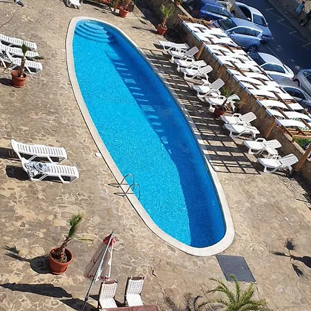 студио за влюбени Kes Apartment *