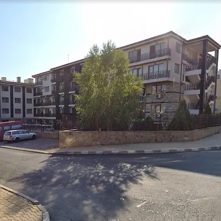 студио за влюбени Kes Apartment *
